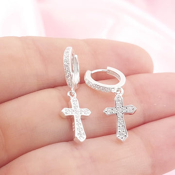 Huggies 12mm con Cruz Plata 925 27801