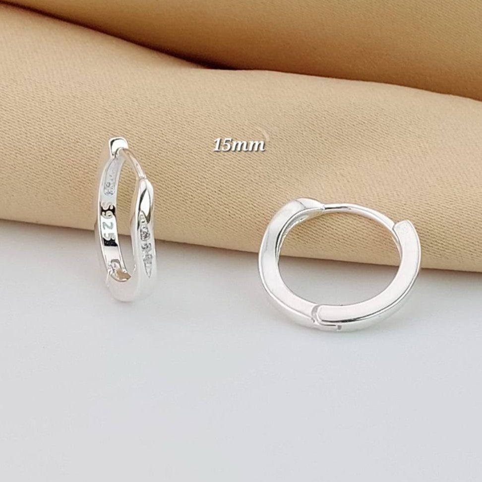 Huggies 15mm Dama Plata 925 25281