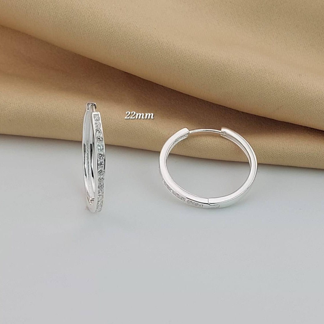 Huggies 22mm Dama Plata 925 25209