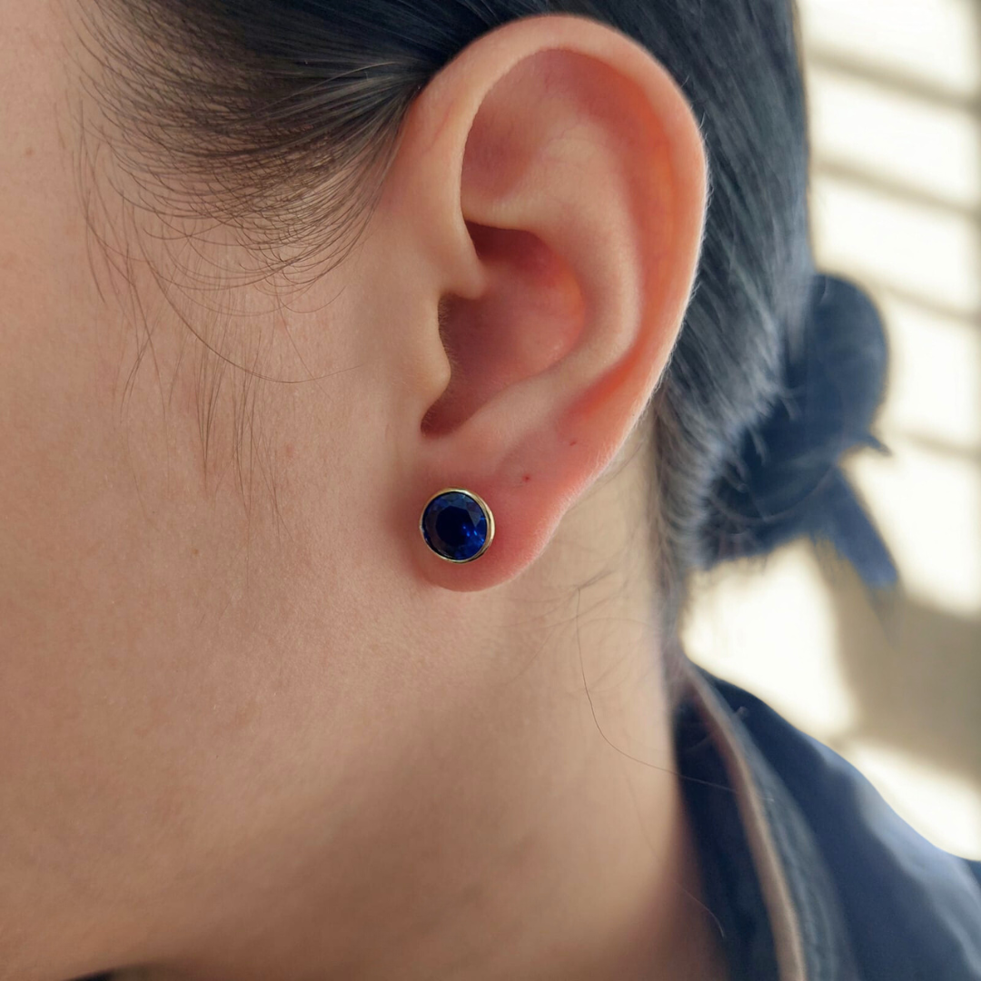 Dormilones Biselado Azul 8mm Oro Nacional 10K 210000018575