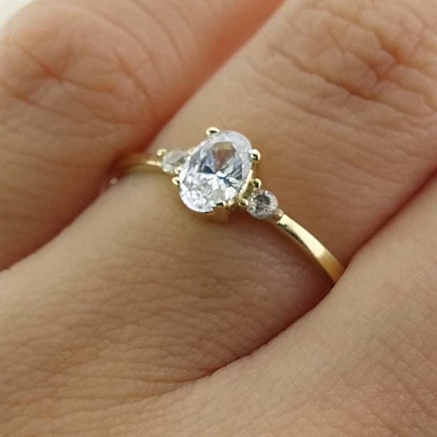 Anillo Compromiso Oro 10k CZ 6x4mm 27046