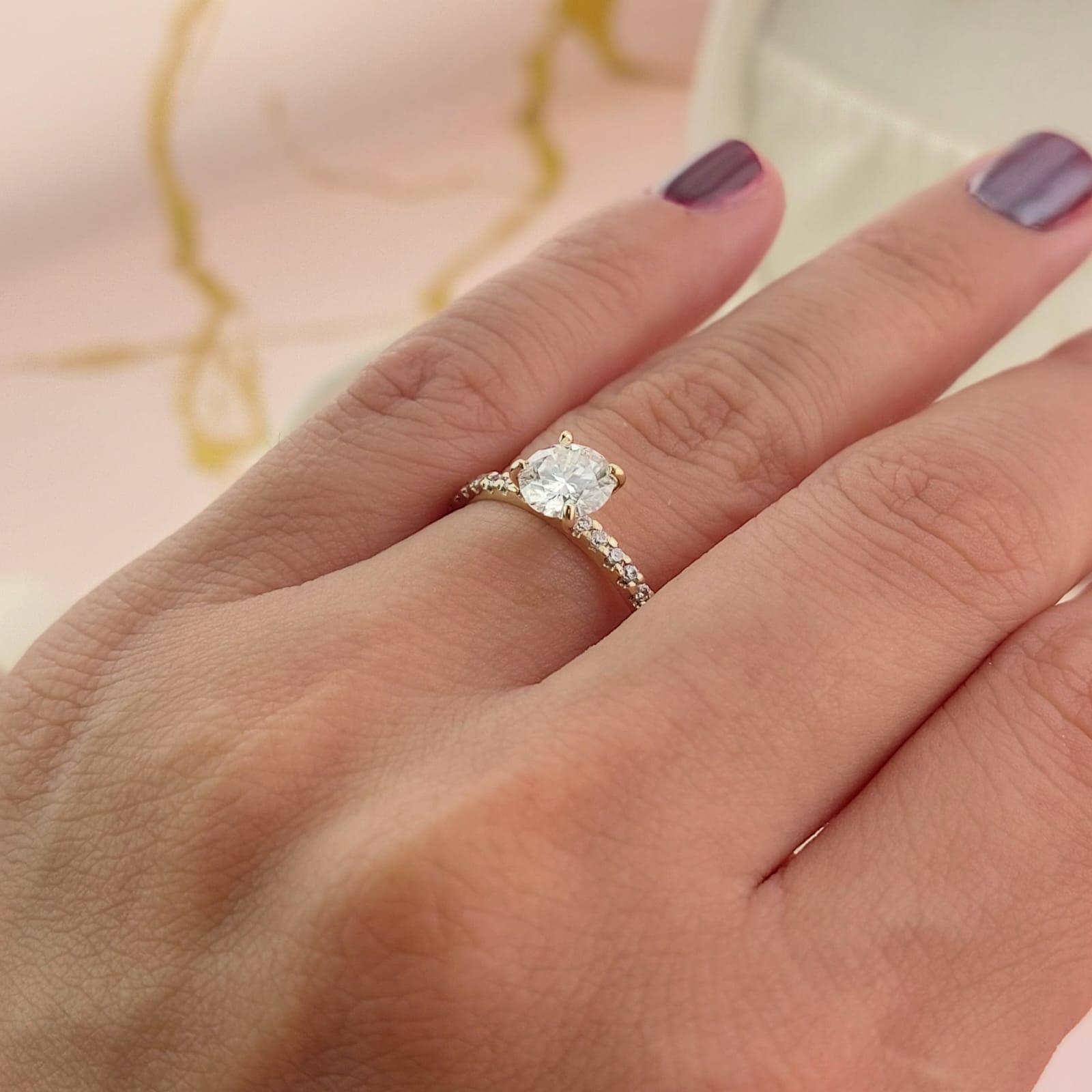 Anillo Compromiso Moissanita 6mm 0.8ct GRA Grade D Oro 10k 27113 Hecho Milena*