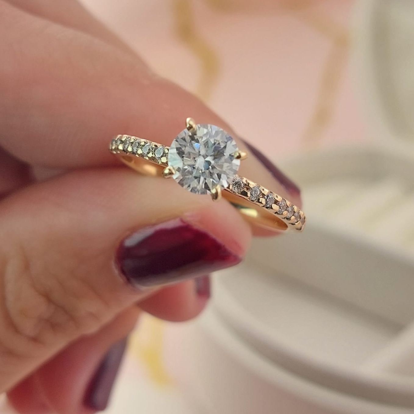 Anillo Compromiso Moissanita 6mm 0.8ct GRA Grade D Oro 10k 27113 Hecho Milena*