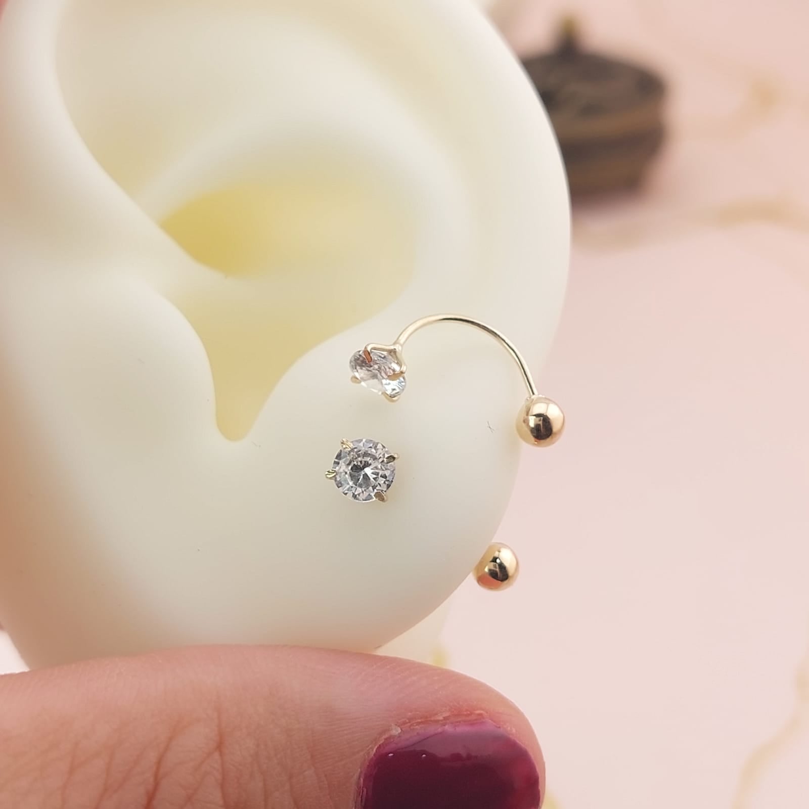 Dormilones Teléfono Piedra Blanca 4mm Oro 10K 17824