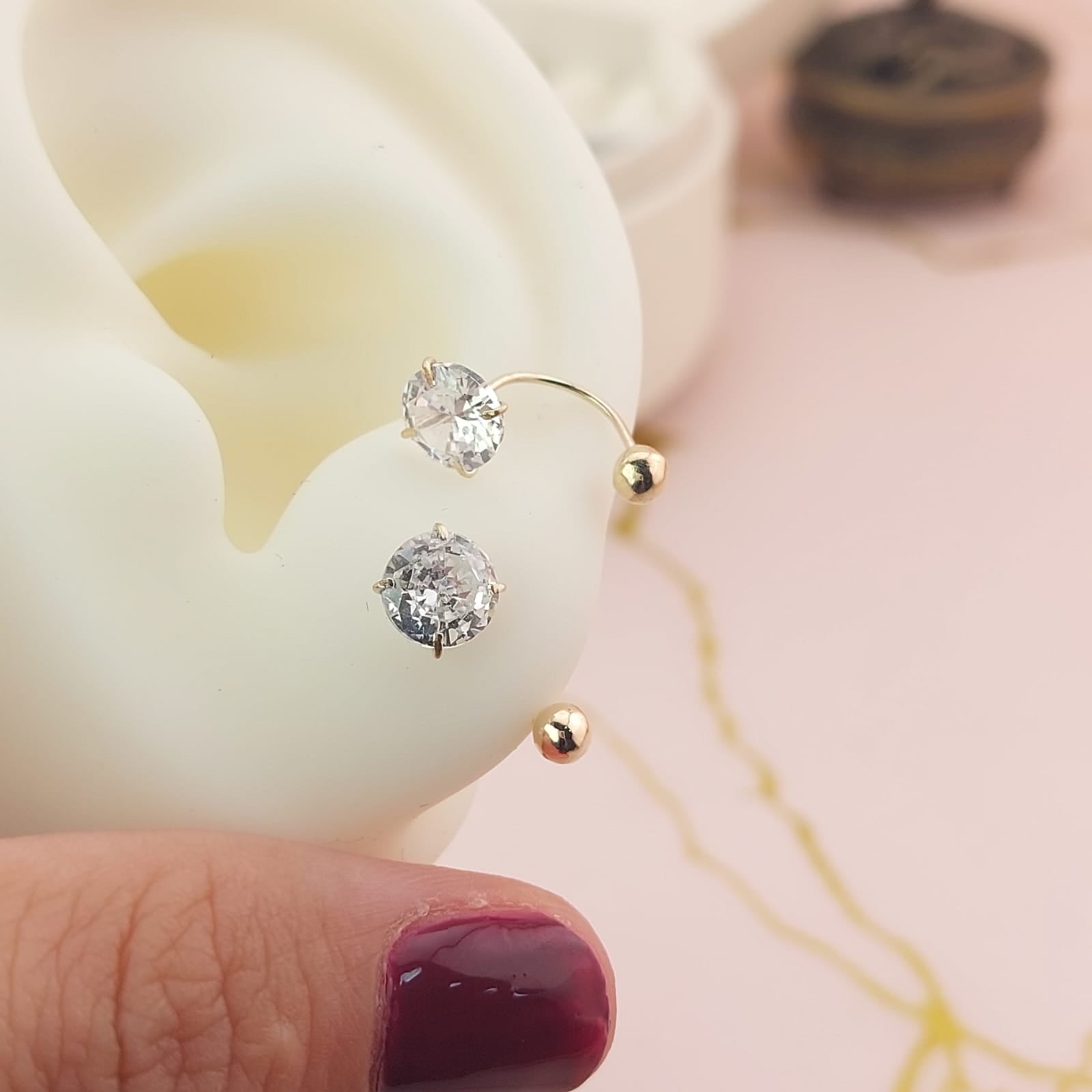Dormilones Teléfono Piedra Blanca 6mm Oro 10K 25443