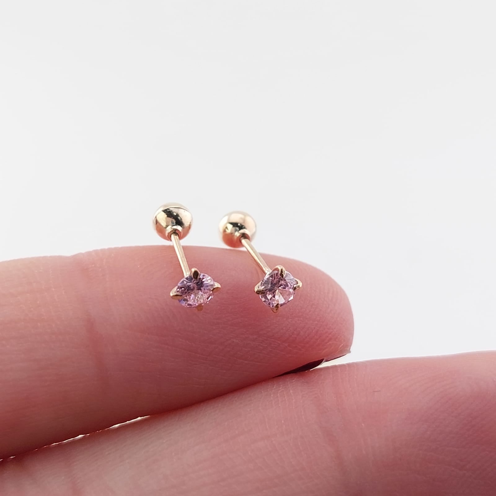 Dormilones Piedra Rosada 3mm Oro 10K 26885