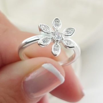 Anillo Casual Flor Plata 925 27307
