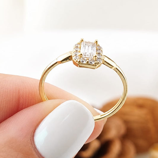Anillo Compromiso Promesa CZ 6x4mm Oro 10k 27337