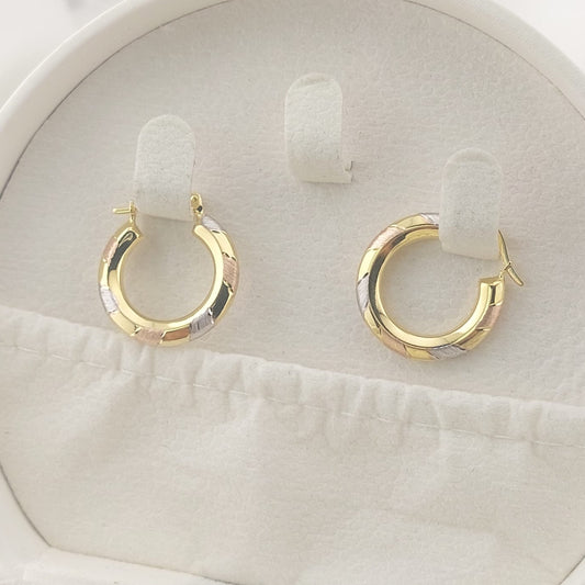 Argollas 18mm/3mm Tres Tonos Oro 10k Italia 27385