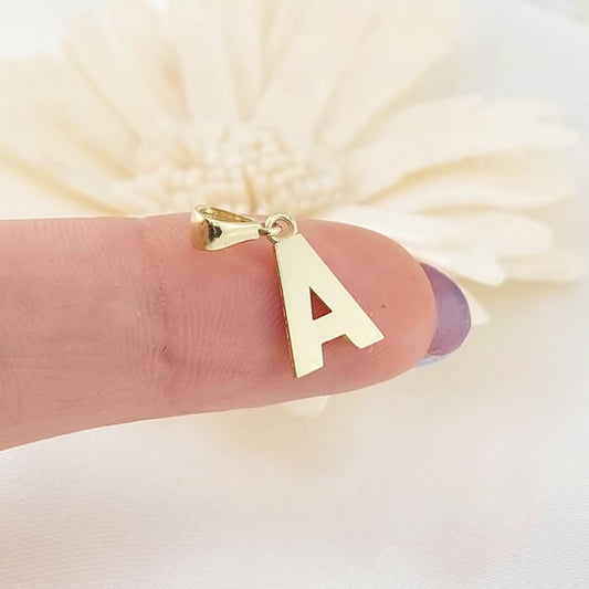 Dije Letra A 12mm Oro 10k 27510