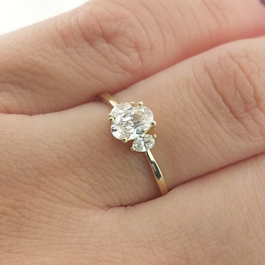 Anillo Compromiso Promesa CZ 6x4mm Oro 10k 27571