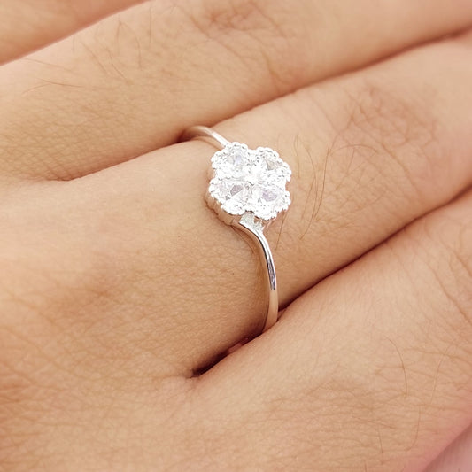 Anillo Casual Dama Plata 925 27304