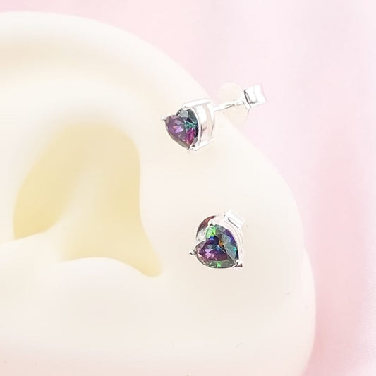 Aretes Corazón Chispas 5mm Tornasol Oscuro 925 27675