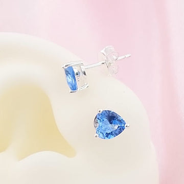 Aretes Corazón Chispas CZ 6mm Color Zafiro 925 27734