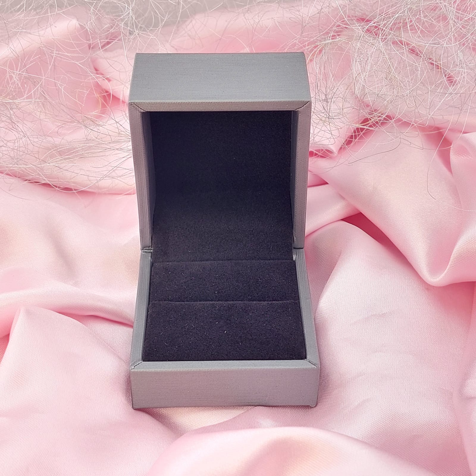 Caja de Regalo Gris Anillos 6x6.5cm 801017