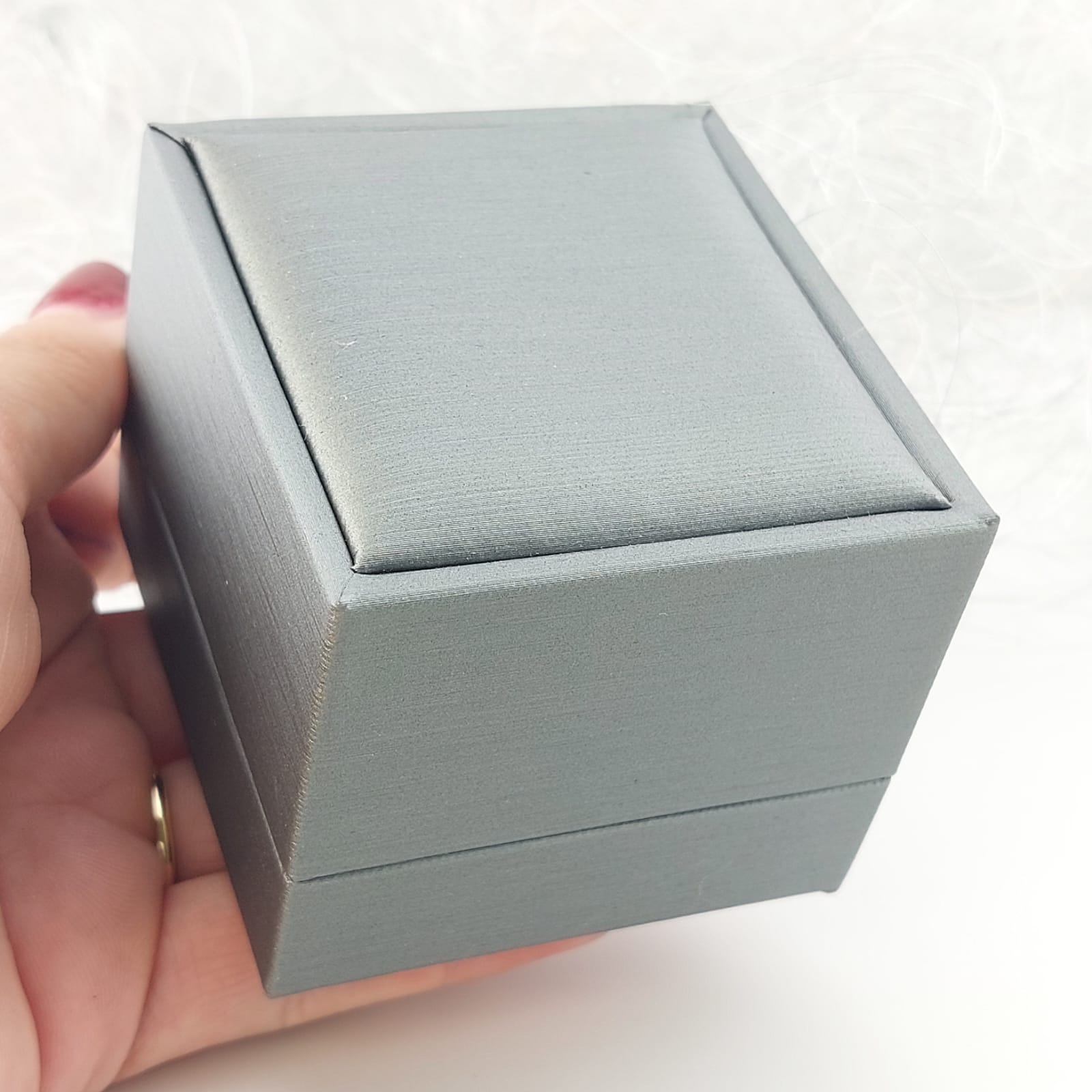 Caja de Regalo Gris Anillos 6x6.5cm 801017