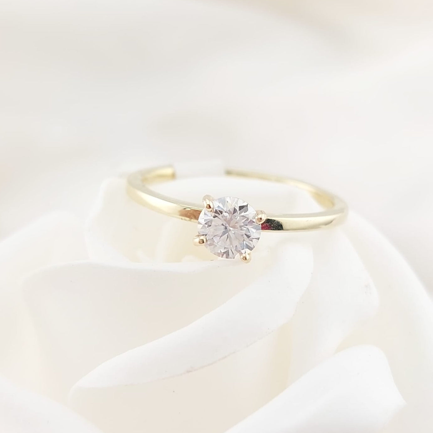 Anillo Compromiso Moissanita 5mm 0.5ct GRA Grade D Oro 10k 26884 Hecho Milena*