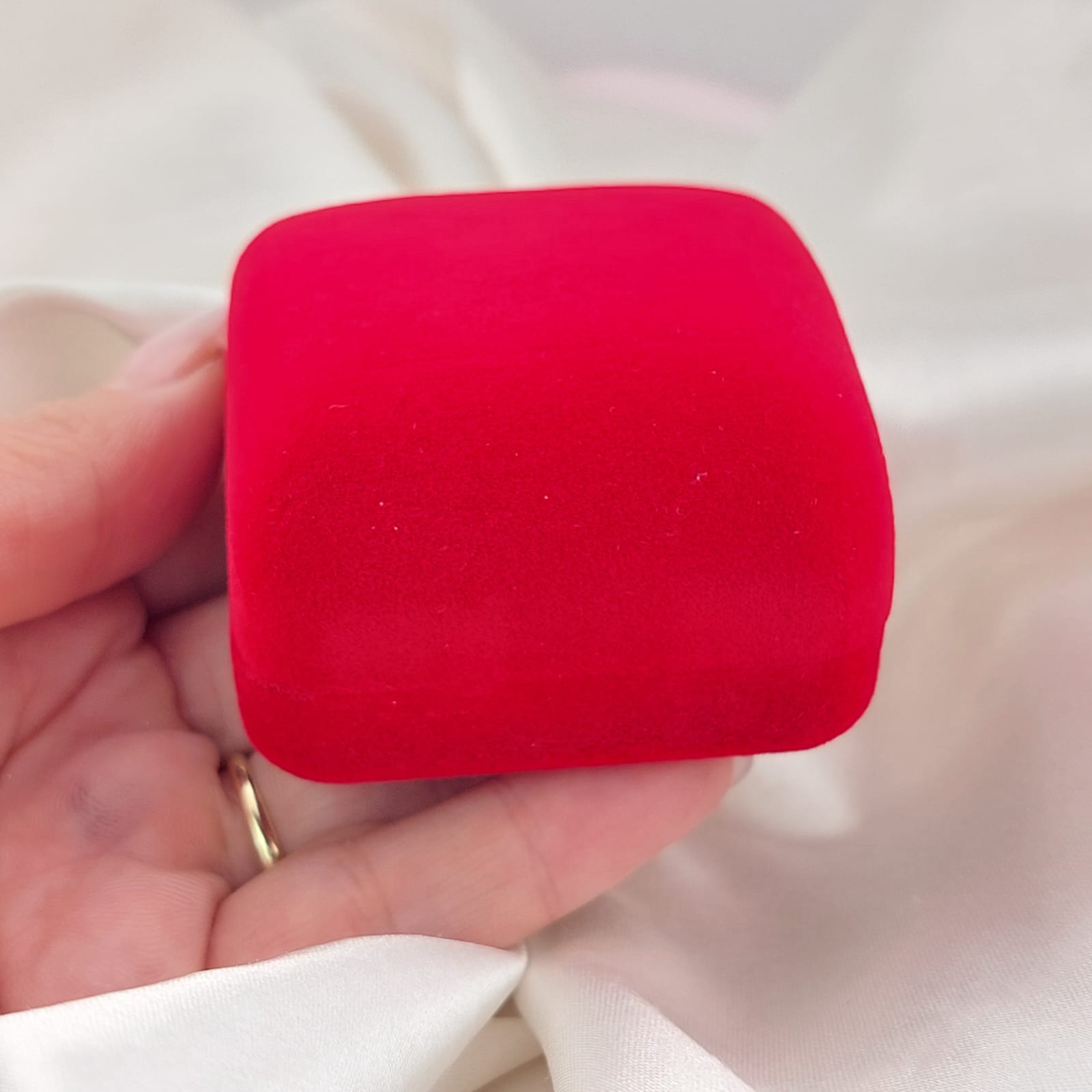 Caja de Regalo Rojo Anillos 6x5cm 801021