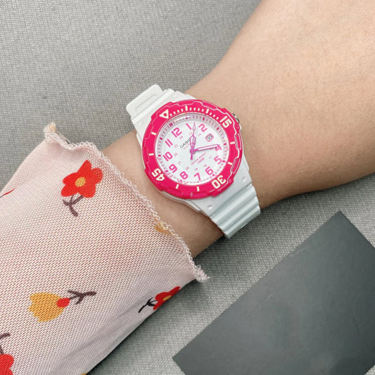 Casio Reloj para Niña LRW-200H-4BVCF