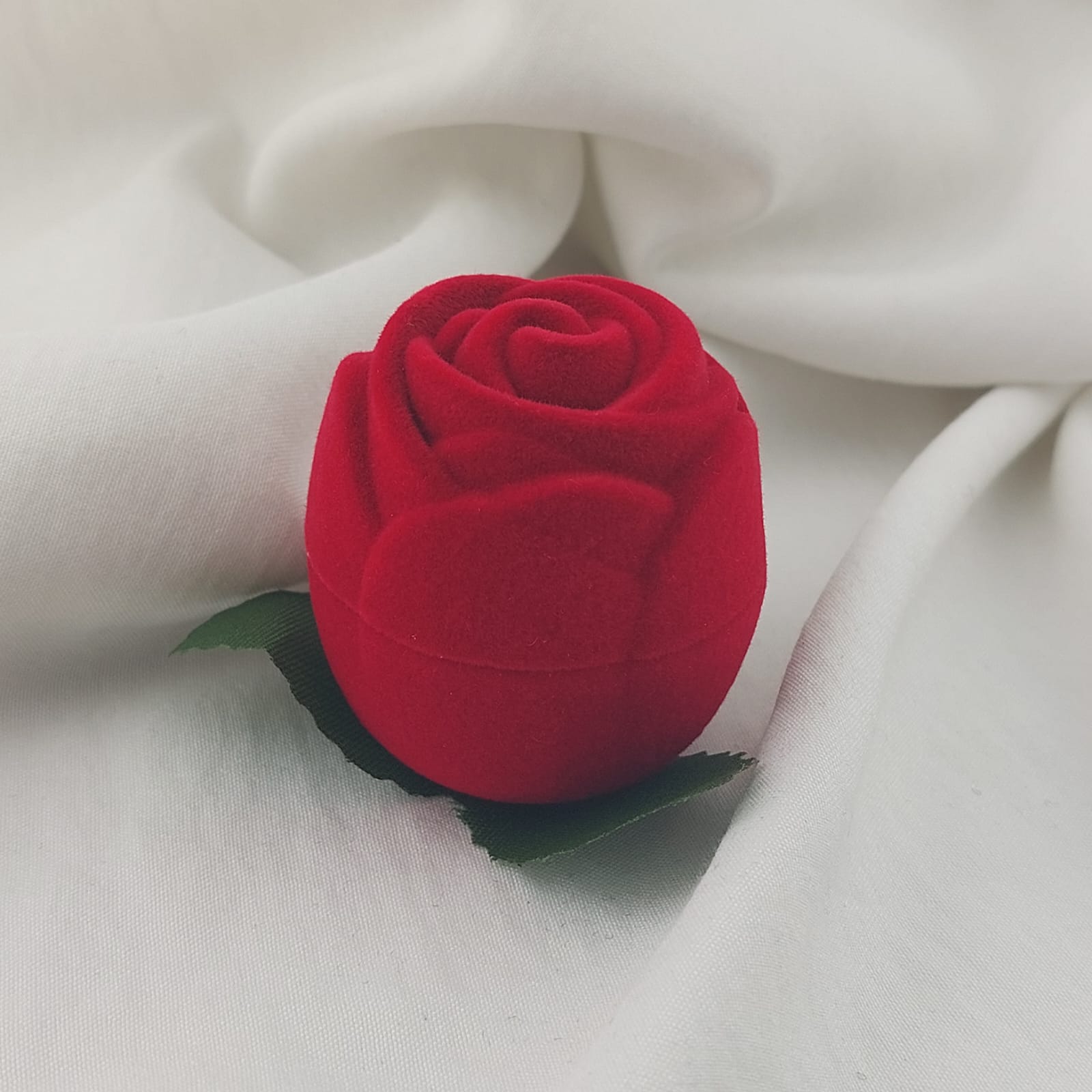 CAJA REGALO ROSA SIN TALLO 210000015879x