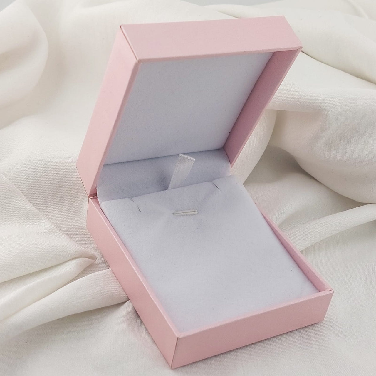 Caja de Regalo Elegante 210000021387x