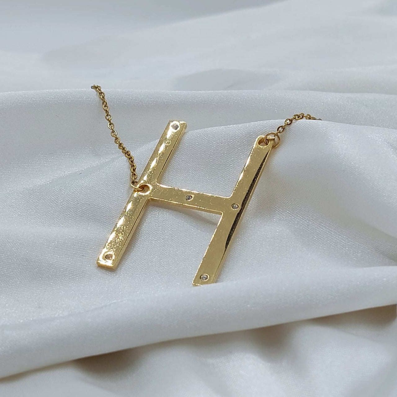 Collar Letra H Acero 210000024407x