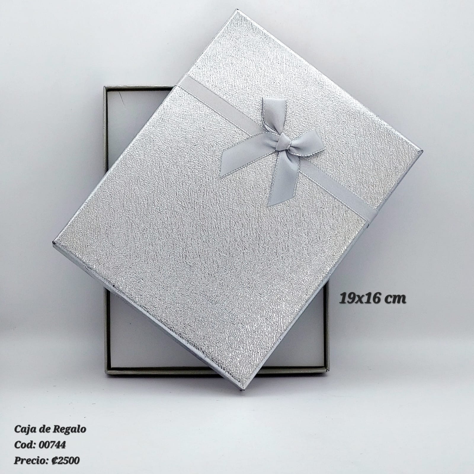 CAJA DE REGALO 19x16CM 801005x