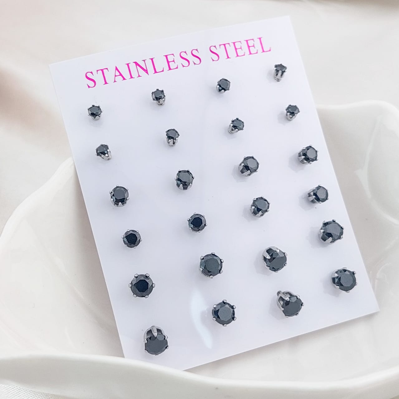 Aretes Cartón Con 12p Acero 25115