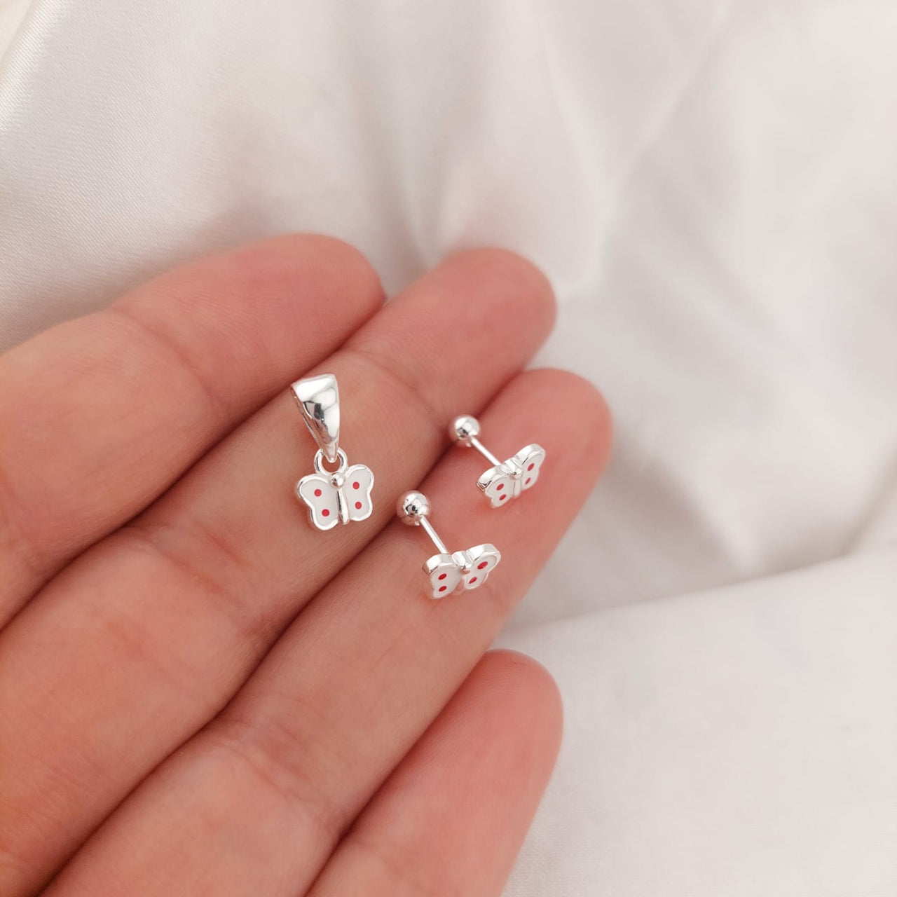 Juego Dama Nina Aretes Rosca Plata 925 25305