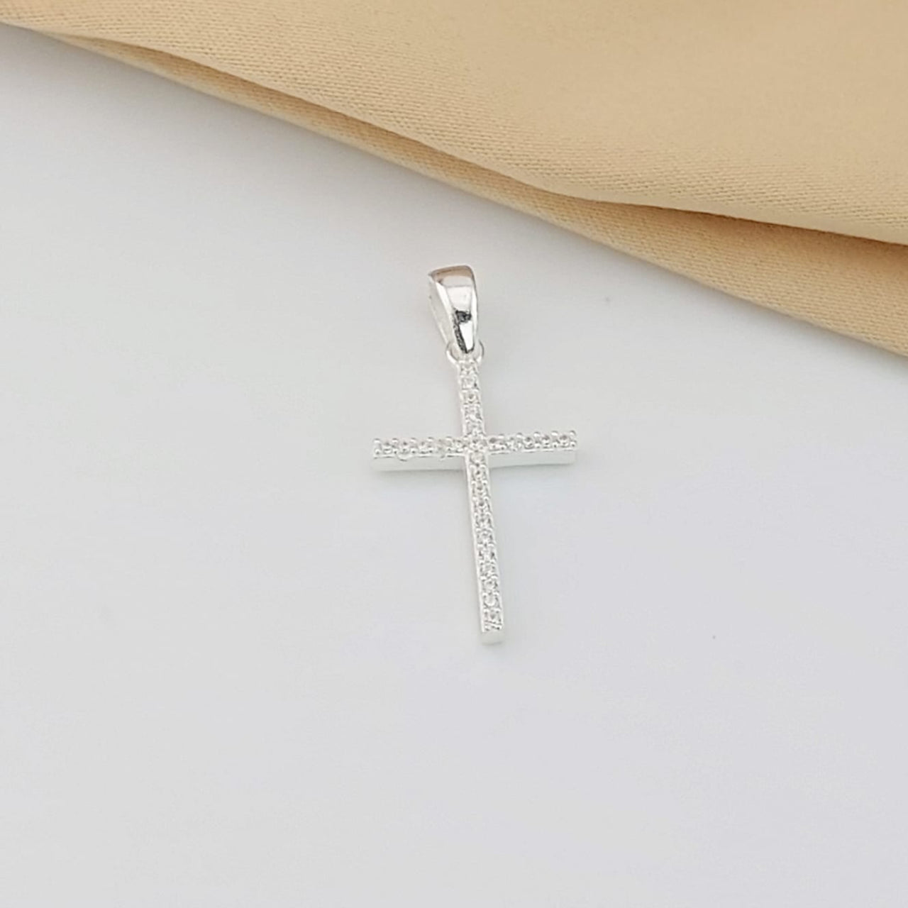 Dije Cruz Plata 925 25425