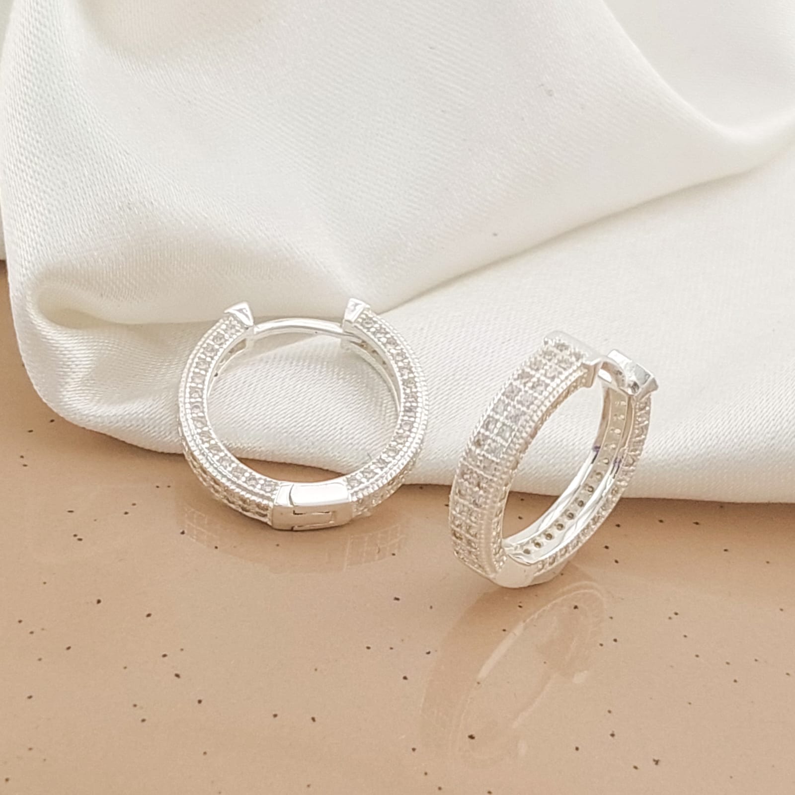 Huggies 16mm 3.7gr Plata 925 25474