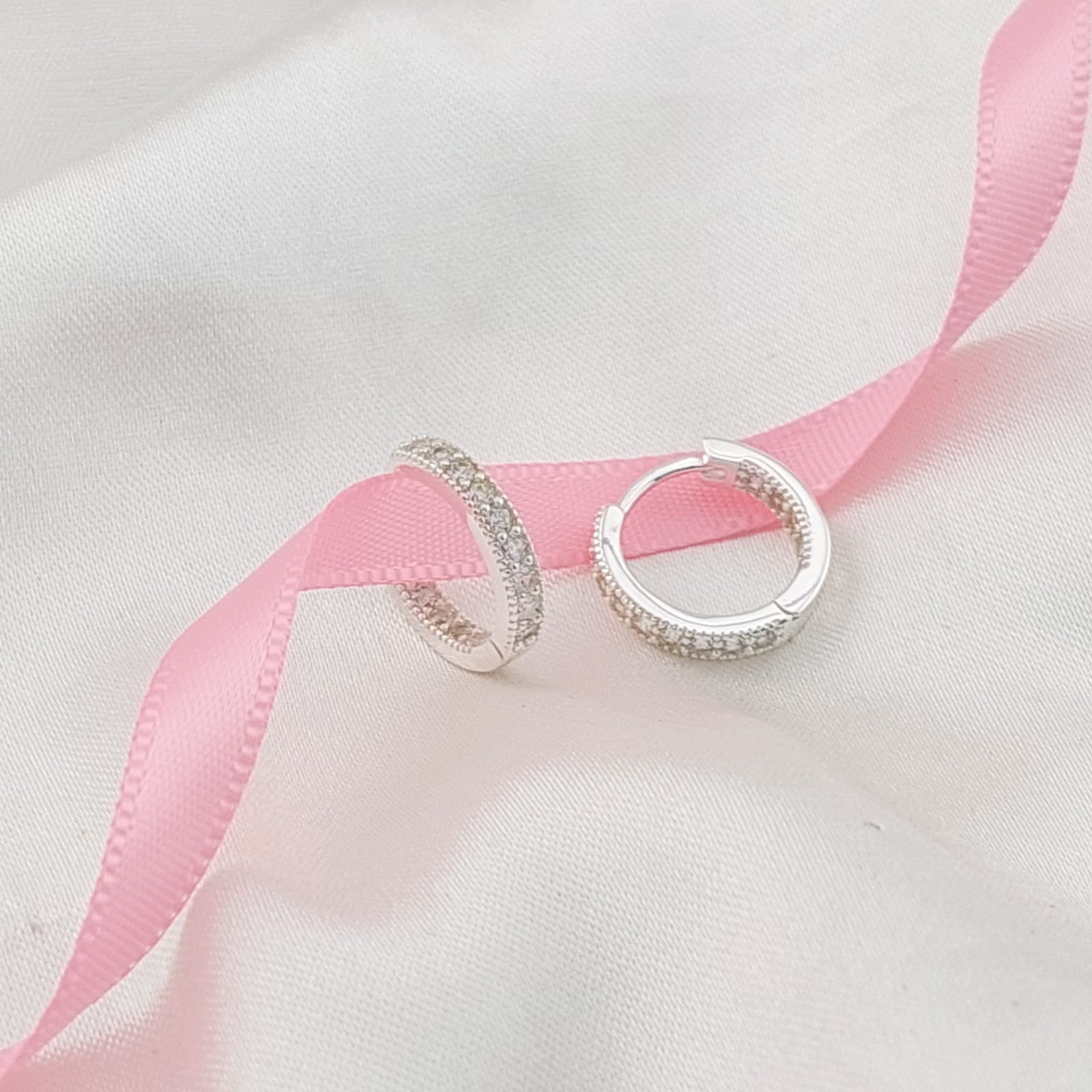 Huggies 13mm 2.3gr Plata 925 25479