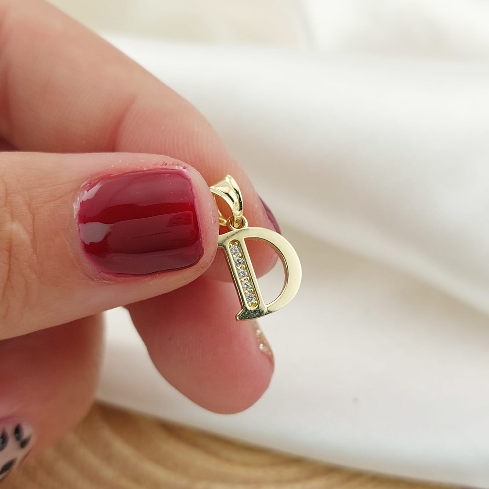 Dije Letra 10mm Oro 10k 26671