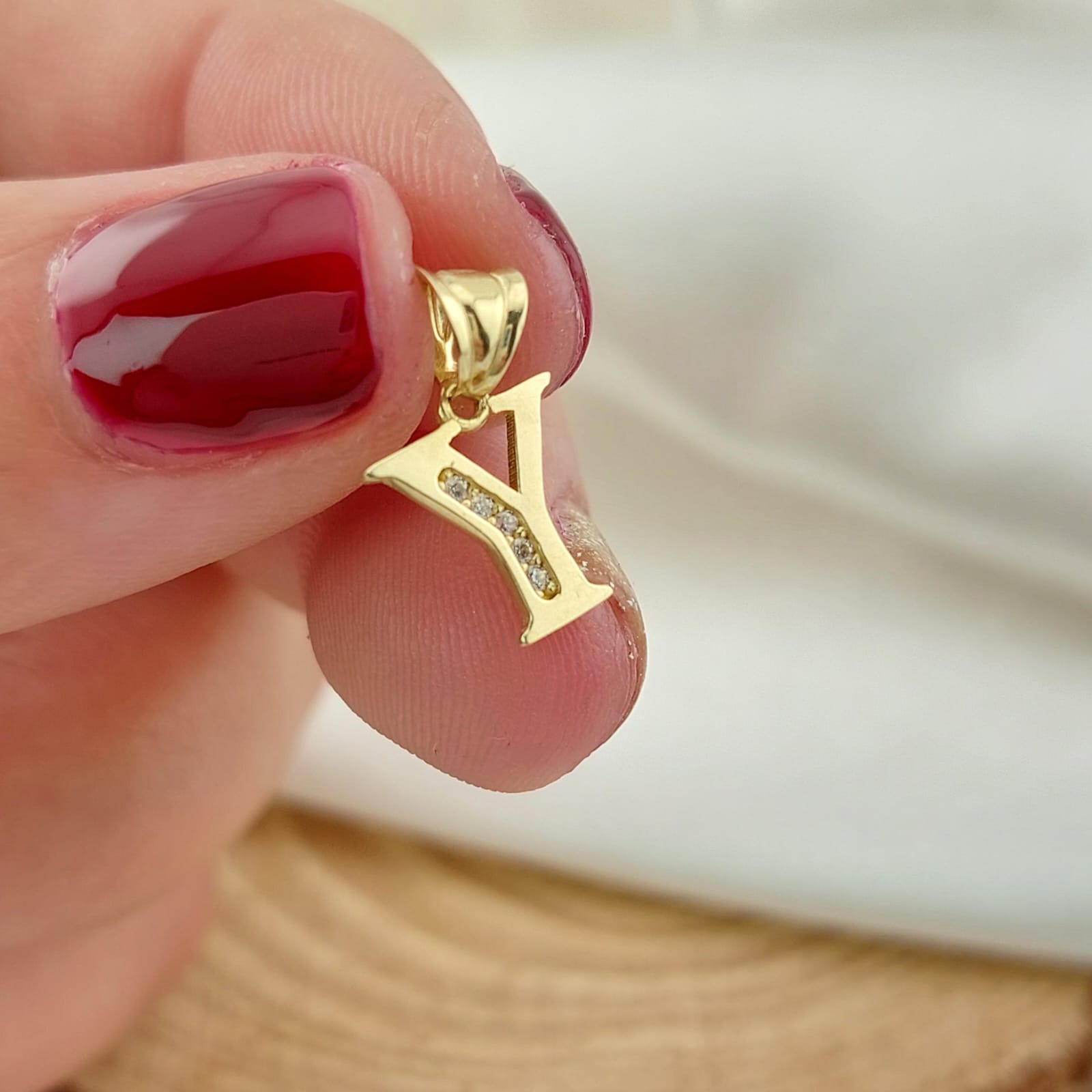 Dije Letra 10mm Oro 10k 26675