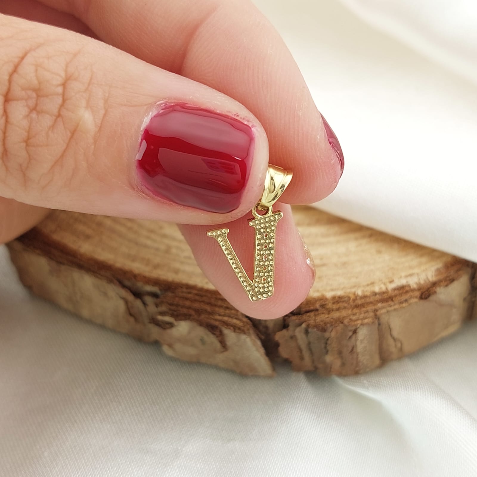 Dije Letra 10mm Oro 10k 26676