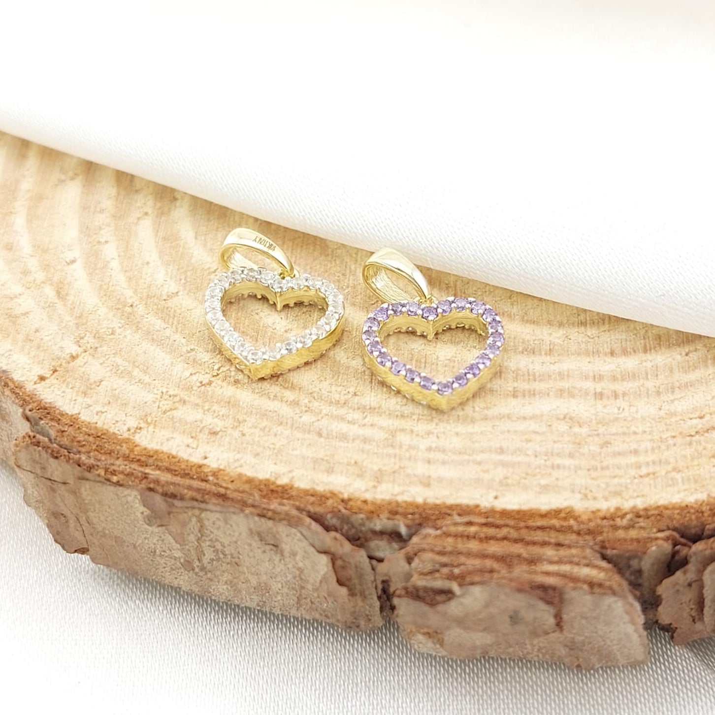 Dije Corazón 2 Lados Blanco y Morado 10mm Oro 10k 26649