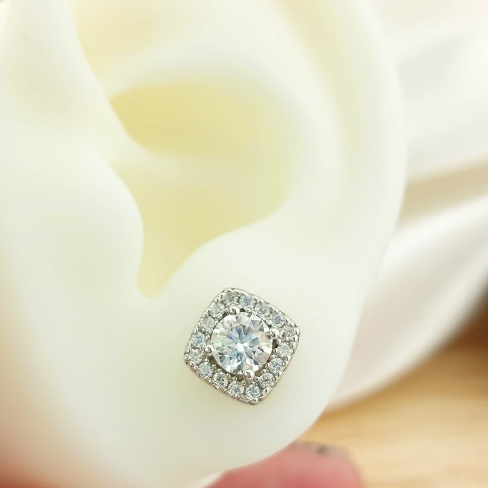 Aretes 5mm/1.3mmx16 Moissanite 1.5CT Color D VVS1 Plata 925 26747