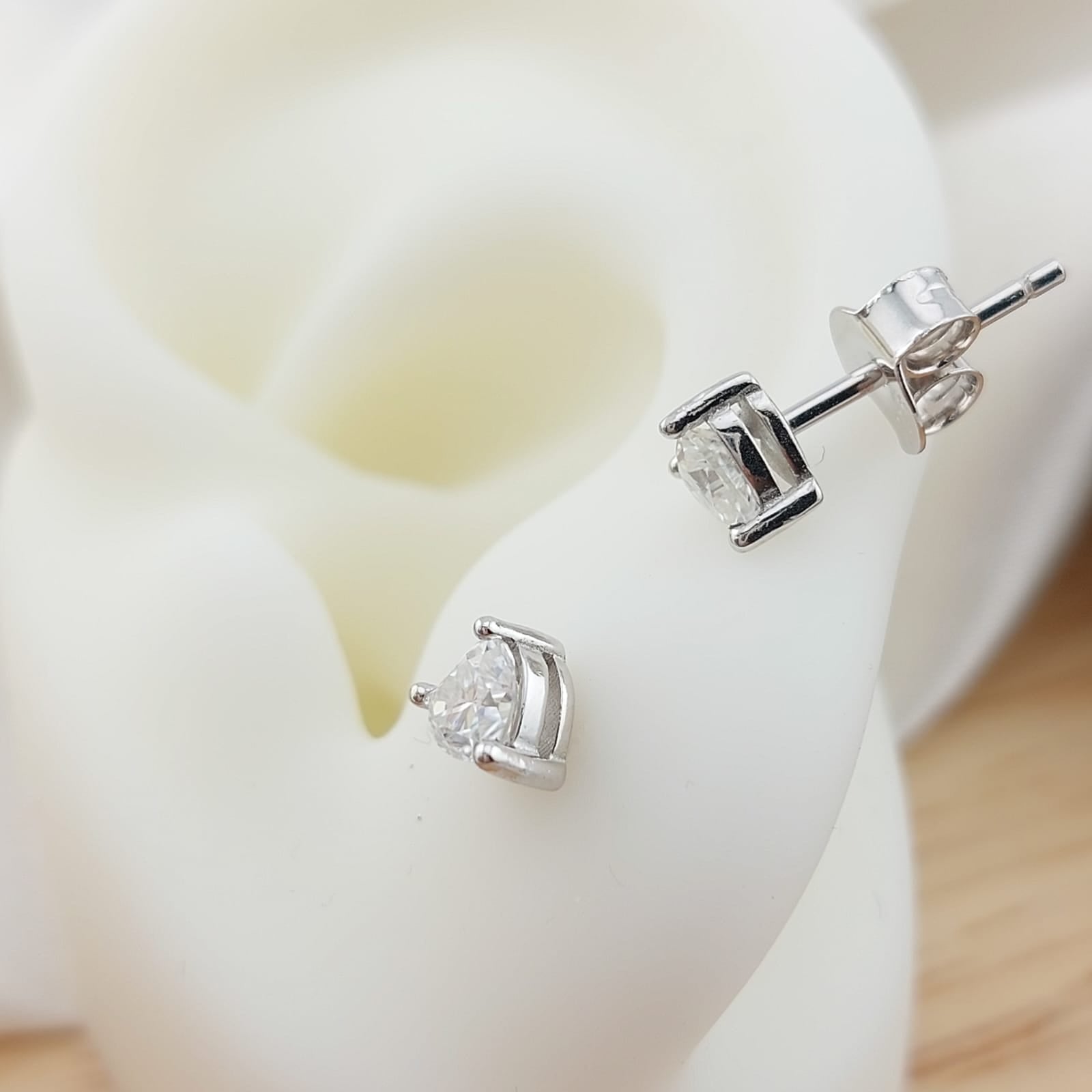 Aretes 4mm Moissanite 0.6CT VVS1 Plata 925 26745