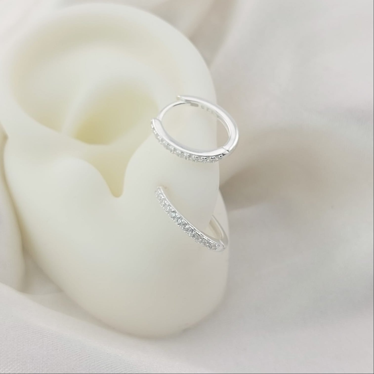 Huggies 15x12mm Plata 925 26896