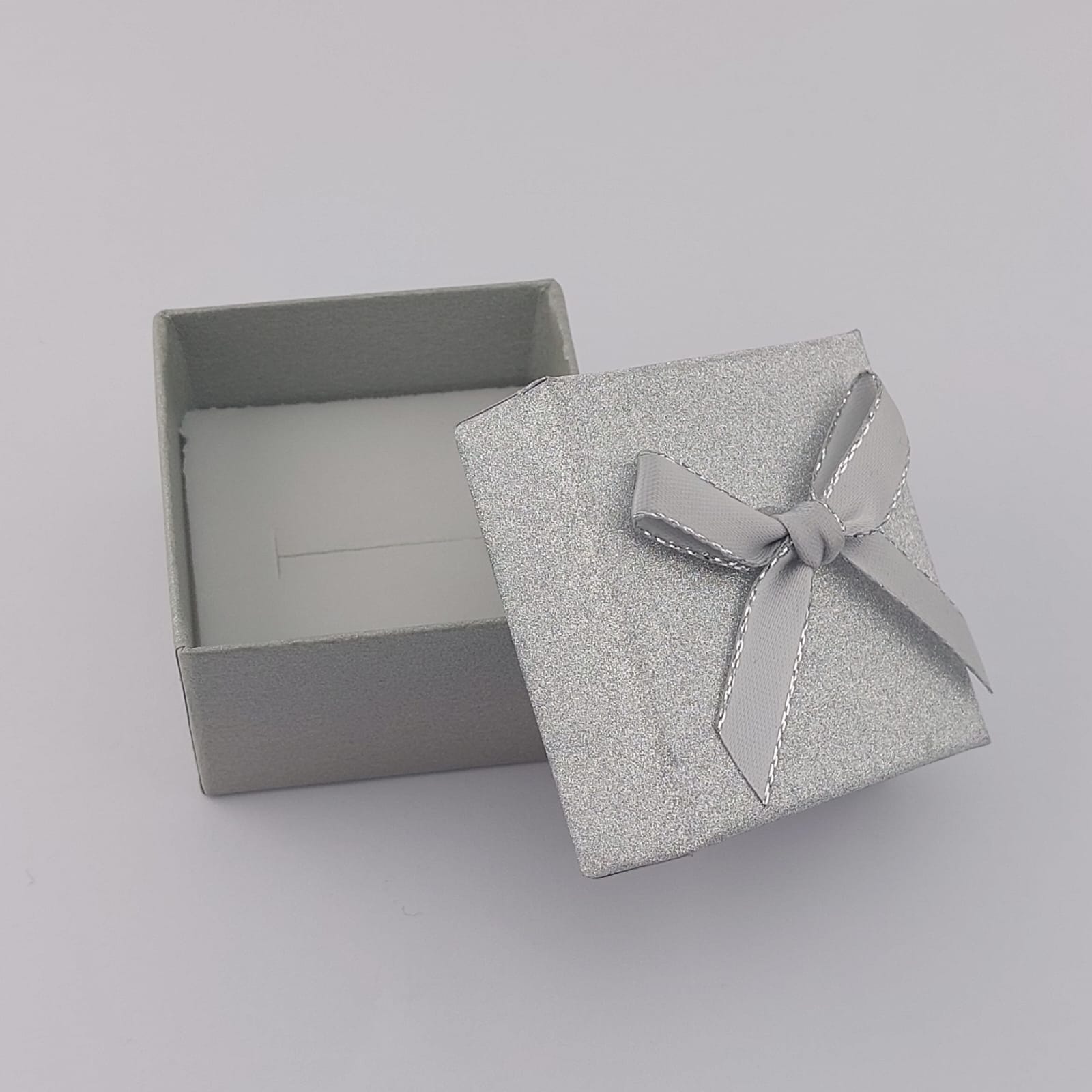 CAJA DE REGALO 5x5CM 801007x