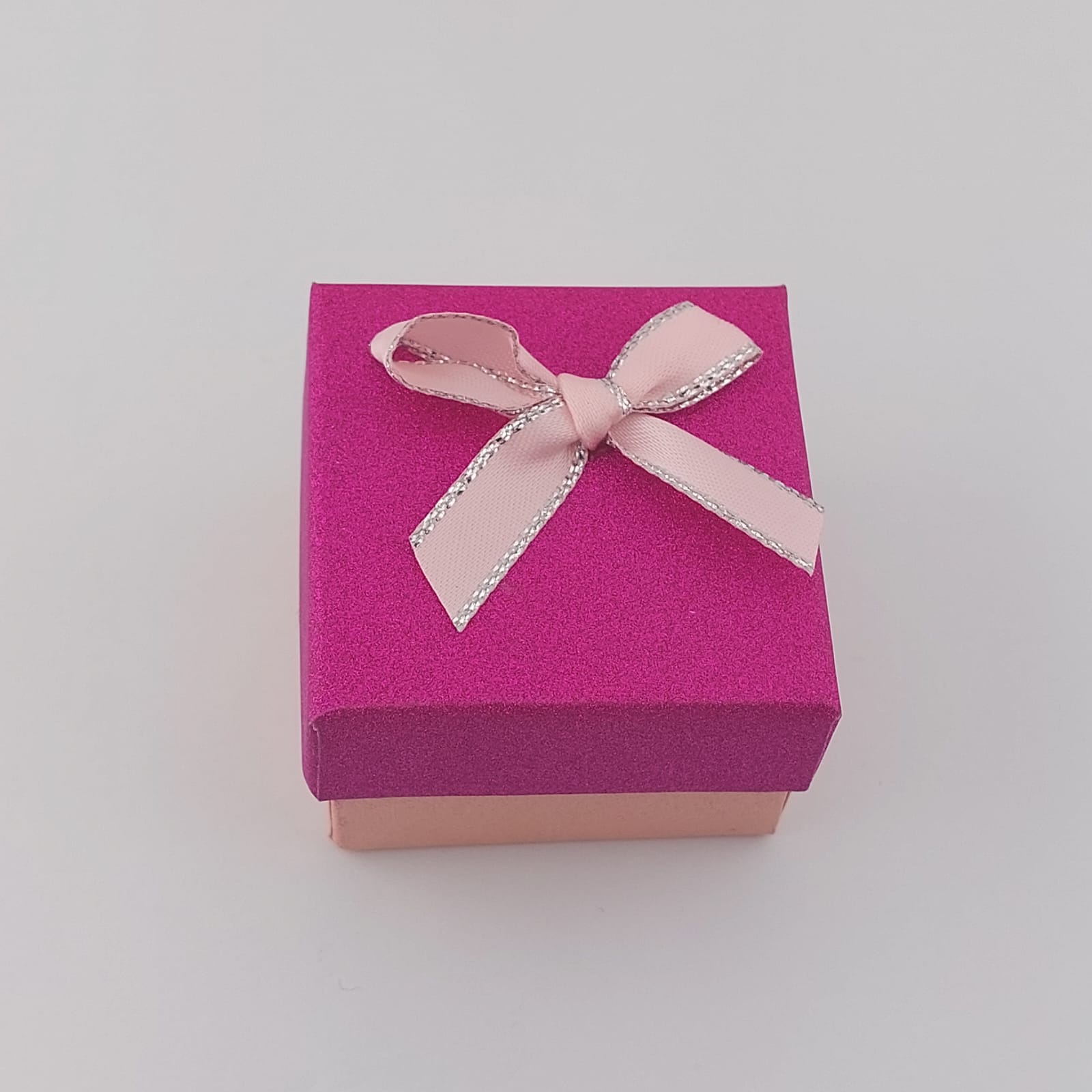 CAJA DE REGALO 5x5CM 801007x