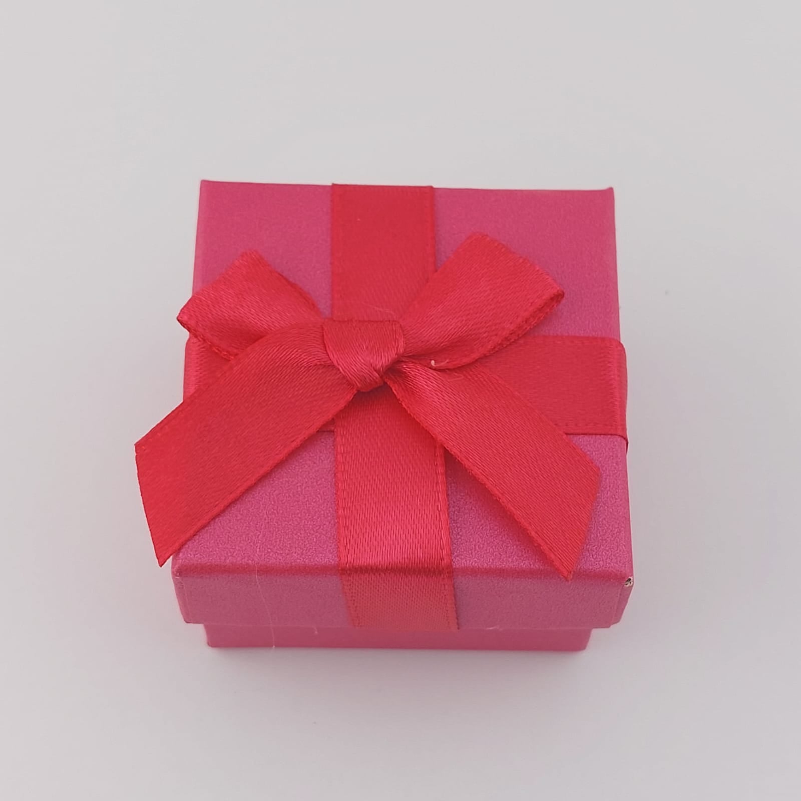 CAJA DE REGALO 5x5CM 801007x