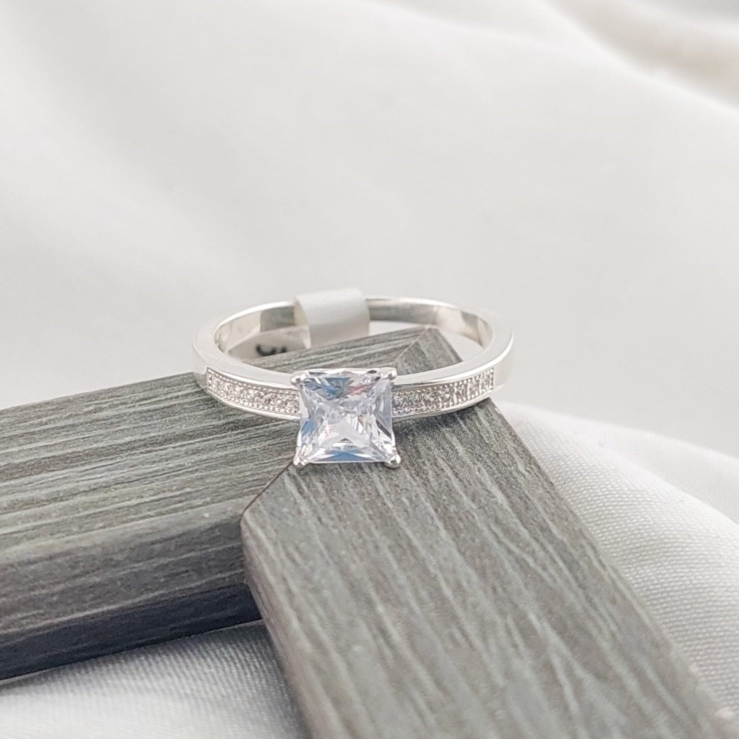 Anillo Compromiso 3.4g Plata 925 210000024262v