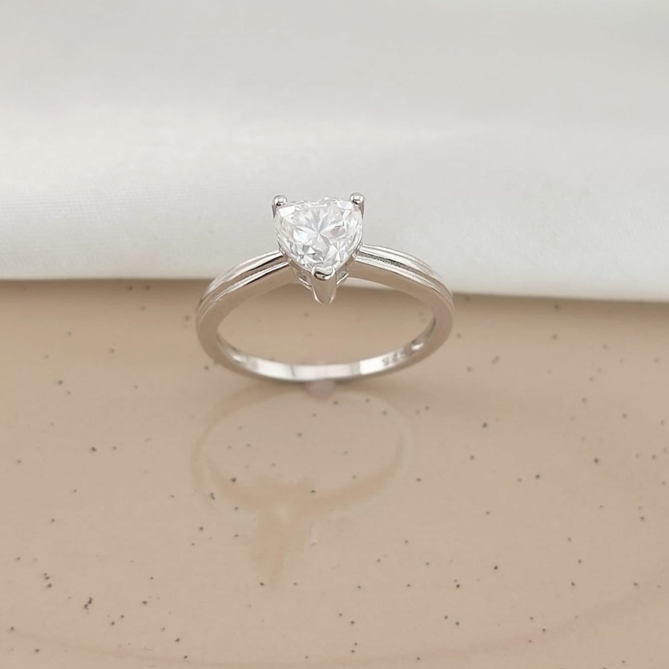 Anillo Compromiso Plata 925 Rodio con Piedra Diamante Moissanita TW 1.0CT VVS1 Certificado 25794