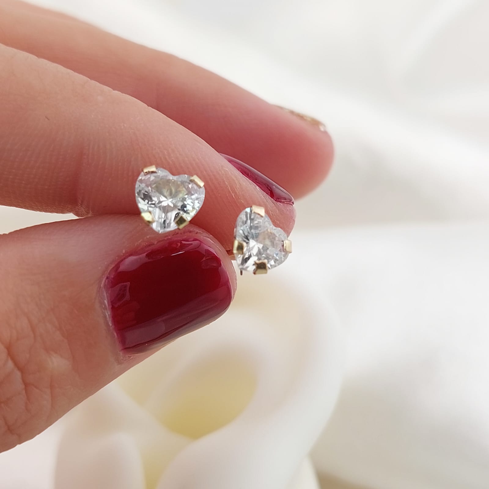 Dormilones Corazón Blanco 6mm Oro 10k 24817