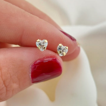 Dormilones Corazón Blanco 4mm Oro 10k 24816