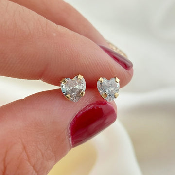 Dormilones Corazón Blanco 5mm Oro 10k 24813