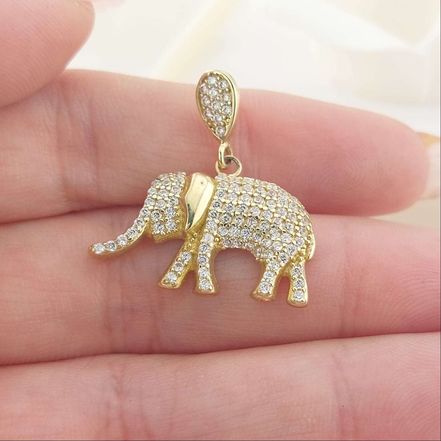 Dije Elefante 25mm Oro 2.1g 10K 18312