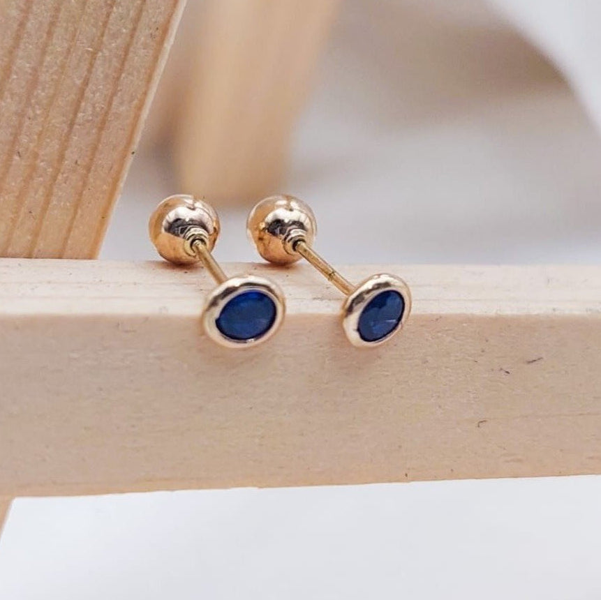 Dormilones Biselado Azul 3mm Oro Nacional 10K 210000017820